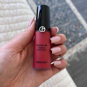 Giorgio Armani Luminous Silk Cheek Tint